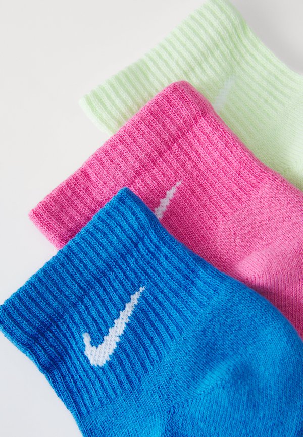 EVERYDAY PLUS CUSH ANKLE UNISEX 3 PACK  - Sports socks2