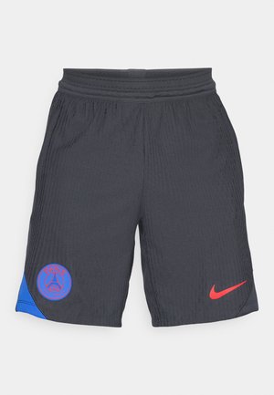 Grå idrettsshorts med et teksturert mønster, blå aksent på venstre side, rød Nike-logo på kanten, og et mesh livbelte.