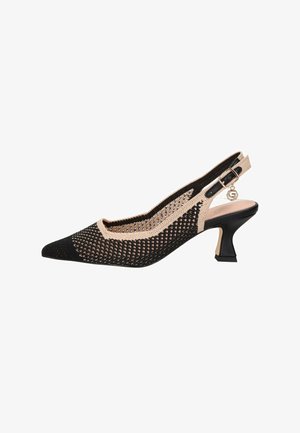 Décolleté slingback con punta a contrasto nero e beige, tomaia in mesh lavorato a maglia e piccolo dettaglio con fibbia dorata sulla cinghia.