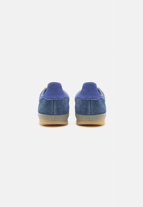 adidas GAZELLE INDOOR - Trainers - night indigo/ice lavender/dual indigo — foto 3