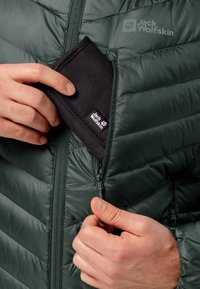 Jack Wolfskin PASSAMANI - Piumino - black olive