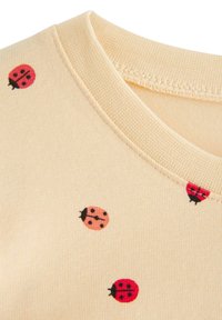 Thumbnail Image 3
