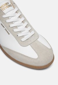 Henry Stevens TRAVIS TIS - Sneaker low - weiß