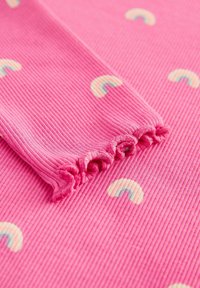 Next Pikkade varrukatega topp - bright pink rainbow