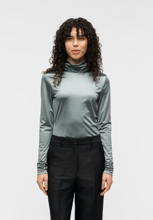 TRINE - Langærmet T-shirt - urban chic