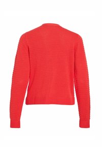 Pull rouge à manches longues en tricot avec motif horizontal texturé et poignets et ourlet côtelés, vu de dos sur fond blanc.