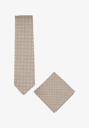 Beige Krawatte und passendes Einstecktuch mit kleinen weißen Punkten auf weißem Hintergrund.