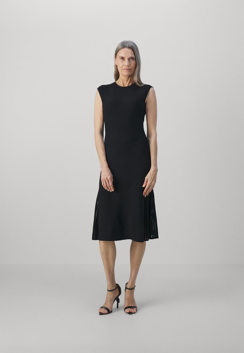 Herv Lger SHEER FLUTED FLARE MIDI DRESS - Jumper dress - black/black - Zalando Herv Lger SHEER FLUTED FLARE MIDI DRESS - Jumper dress - black/black - Zalando
