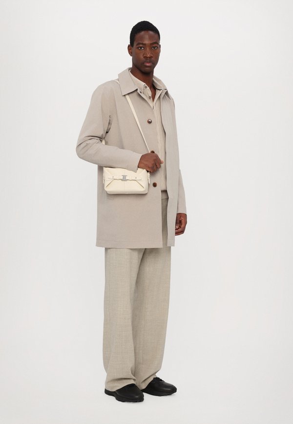 AIRBAG S UNISEX - Umhängetasche - cream