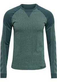 Pitkähihainen urheilupaita tummanvihreästä heather-kankaasta. sisältää vaaleampia vihreitä yksityiskohtia hartioissa ja sivuilla sekä teksturoidun kankaan ja ribbausta kauluksessa.