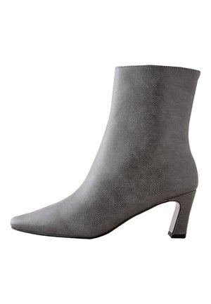 Next, REGULAR FIT - FOREVER COMFORT CHISEL TOE - Bottines - grey