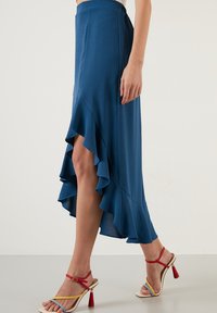 LELA REGULAR FIT - Krilo A-kroja - indigo