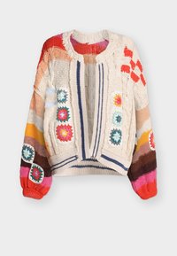 Πλεκτή ζακέτα με χοντρή πλέξη, πολύχρωμες ρίγες και σχέδια granny square σε κρεμ φόντο, με ανοιχτό μπροστινό μέρος και ριμπ τελείωμα στο κάτω μέρος και στις μανσέτες.