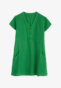 Wybrany, green hedgerow