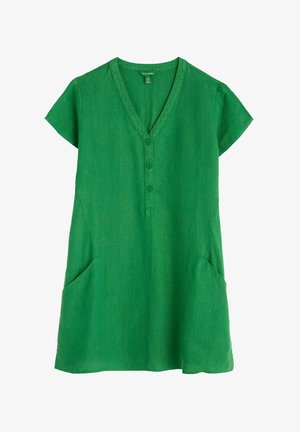 Rochie verde din in cu decolteu în V, mâneci scurte și două buzunare laterale. Are detalii cu nasturi pe față și o croială lejeră.