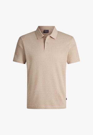 Beżowa koszulka polo z krótkim rękawem, z teksturowanym wzorem pionowych pasków i kołnierzykiem na dwie guziki.