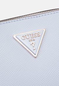 Guess NOELLE - Borsa a tracolla - sky blue