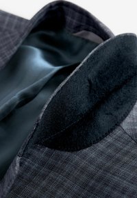 Next SLIM FIT SIGNATURE ZIGNONE CHECK  - REGULAR FIT - Suit jacket - purple