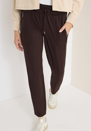 CASUAL FIT - Pantalones deportivos - braun