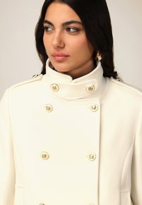 Oltre CORTO MILITARY - Übergangsjacke - bianco