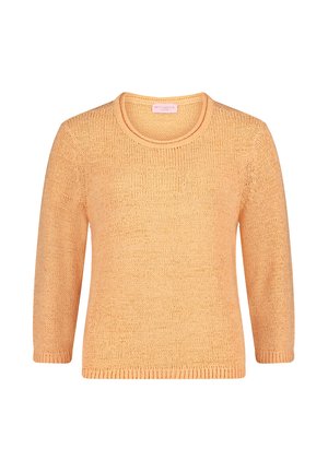Lichtoranje gebreide trui met een ronde hals, driekwartmouwen en een geribde zoom, met een subtiele textuur over het hele oppervlak.