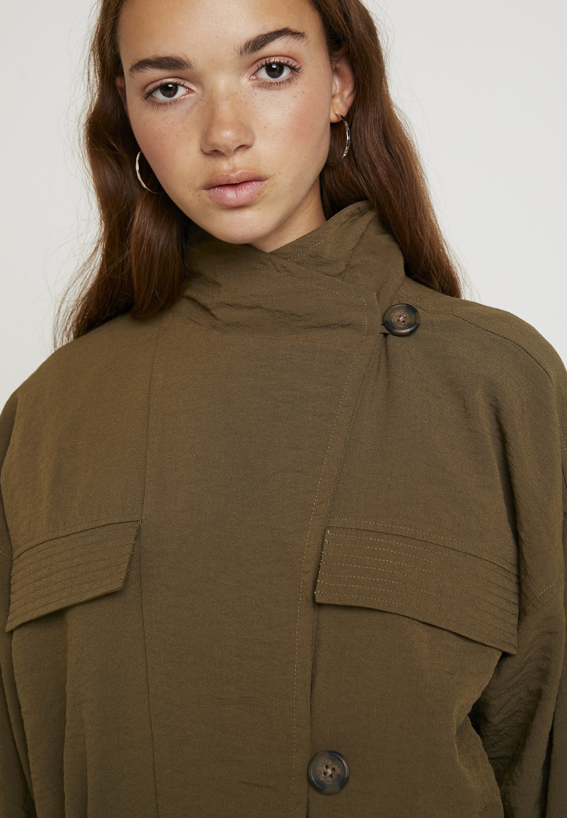 YAS YASMALLA JACKET ICONS Lett jakke beech Zalando.no Y.A.S YASMALLA JACKET ICONS