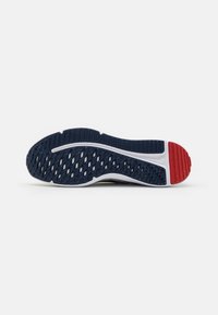 Nike Performance DOWNSHIFTER 12 - Tekaški copati za cesto - sea glass/midnight navy/white/university red/blue