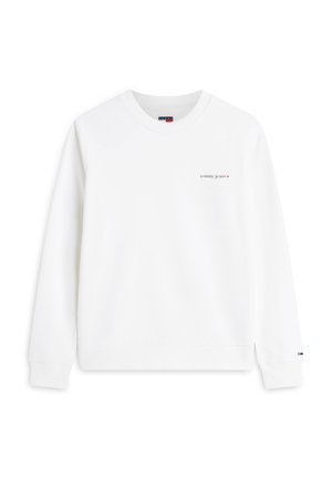 Λευκό φούτερ με στρογγυλή λαιμόκοψη και μακριά μανίκια, με το κείμενο "tommy jeans" στο αριστερό στήθος και μικρό λογότυπο σημαίας στη μανσέτα του αριστερού μανικιού.