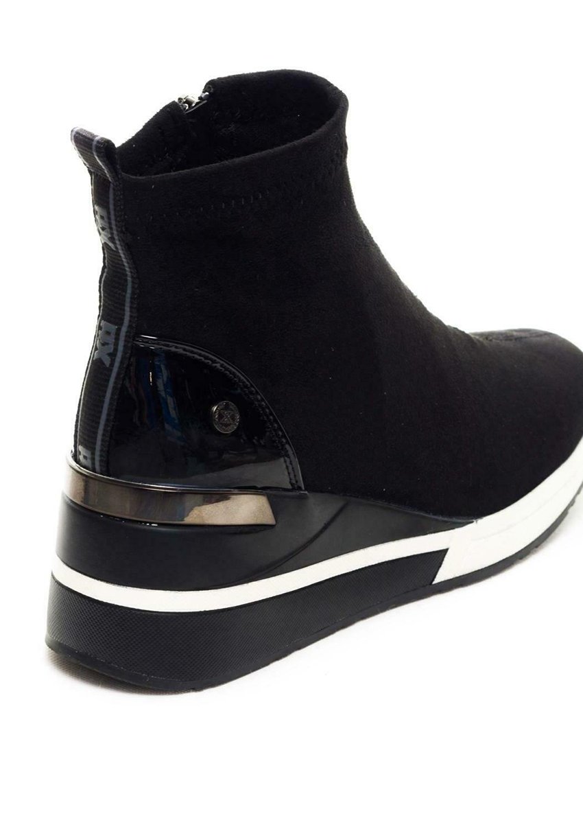 XTI Botines bajos - black/negro - Zalando.es