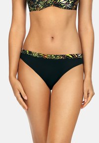 Czarny dół bikini z kolorowym wzorzystym paskiem w odcieniach zieleni, żółci i pomarańczy; gładka tekstura, niski krój.