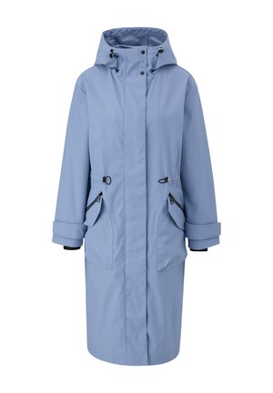 Manteau imperméable bleu clair avec capuche, deux poches avant, détails à cordon de serrage et accents noirs aux zips et aux poignets. Design long et droit.