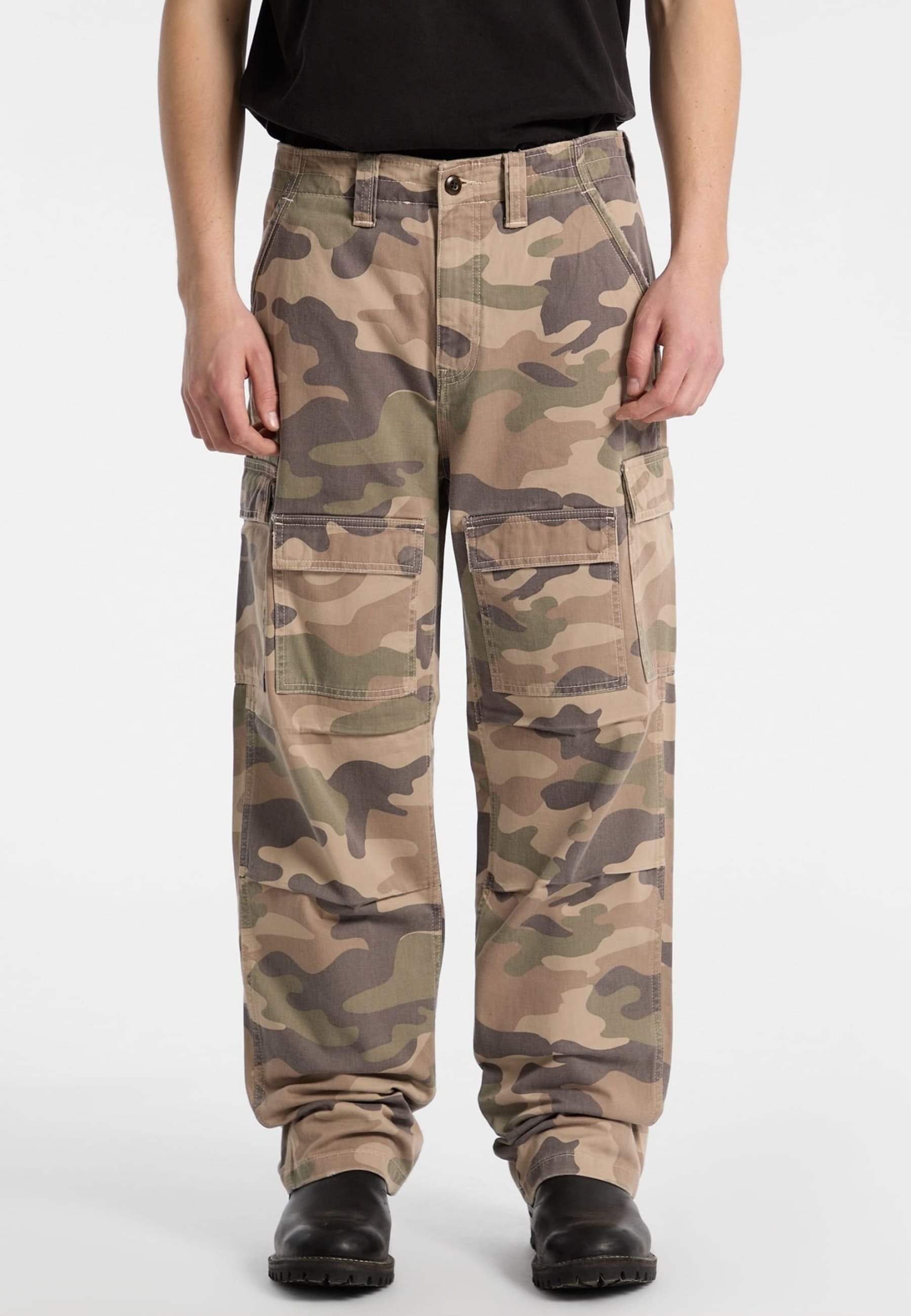 パンツ guess usa combat cargo pants archive パンツ guess usa combat cargo pants archive Cargo Pants | GUESS