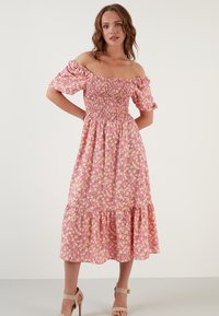 LELA REGULAR FIT - Vestido informal - rose