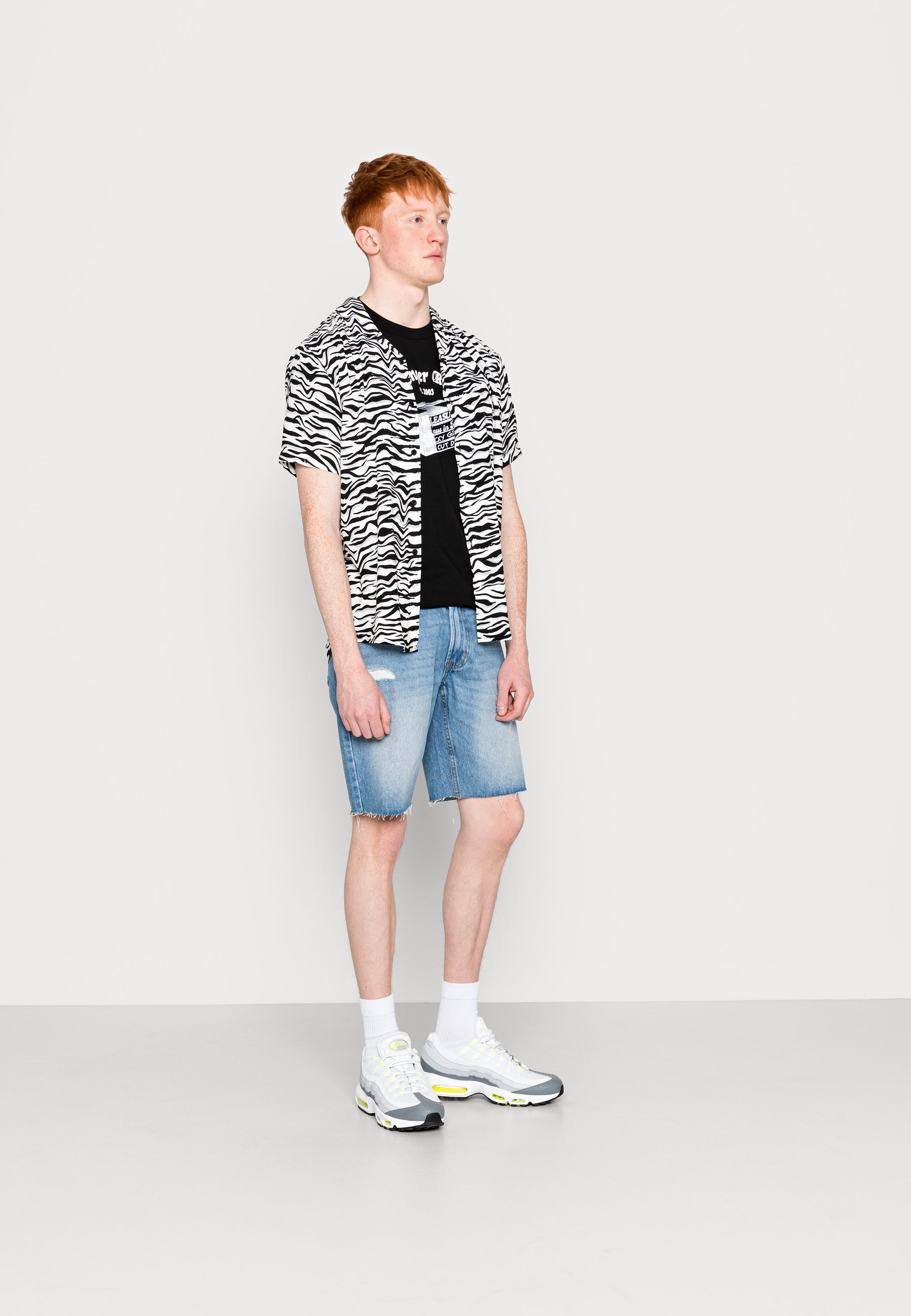 Redefined Rebel OSAKA - Denim shorts 