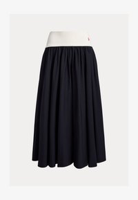 Δεν επιλέχθηκε, atlantic