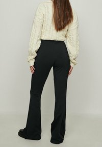 NA-KD Broek - black