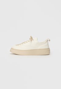OFF WHITE - Sneakers - off white