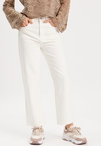 Cache Cache Jeans Straight Leg - ecru