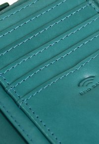 MAITRE STEINBACH DAGRETE  - Portafoglio - turquoise