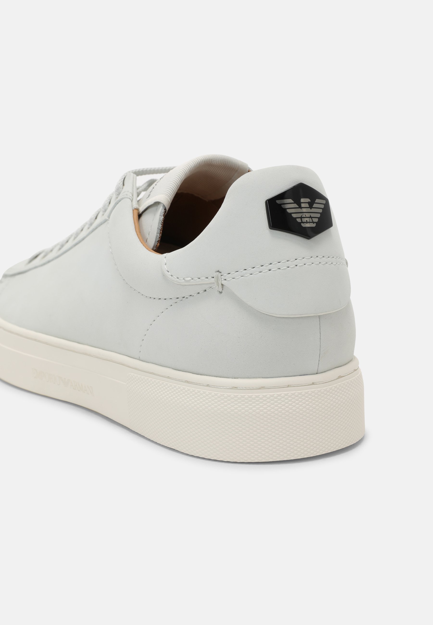Emporio Armani Trainers - off white/off 