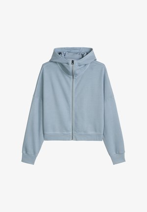 Lichtblauwe capuchontrui met ritssluiting, lange mouwen en een aansluitende tailleband, getoond tegen een witte achtergrond.