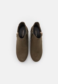 Anna Field Wide Fit Botines de tacón - khaki