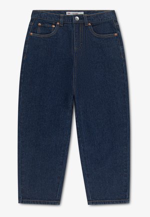 Jean en denim bleu foncé taille haute avec bouton devant, cinq poches et jambes droites, posé à plat sur fond blanc.