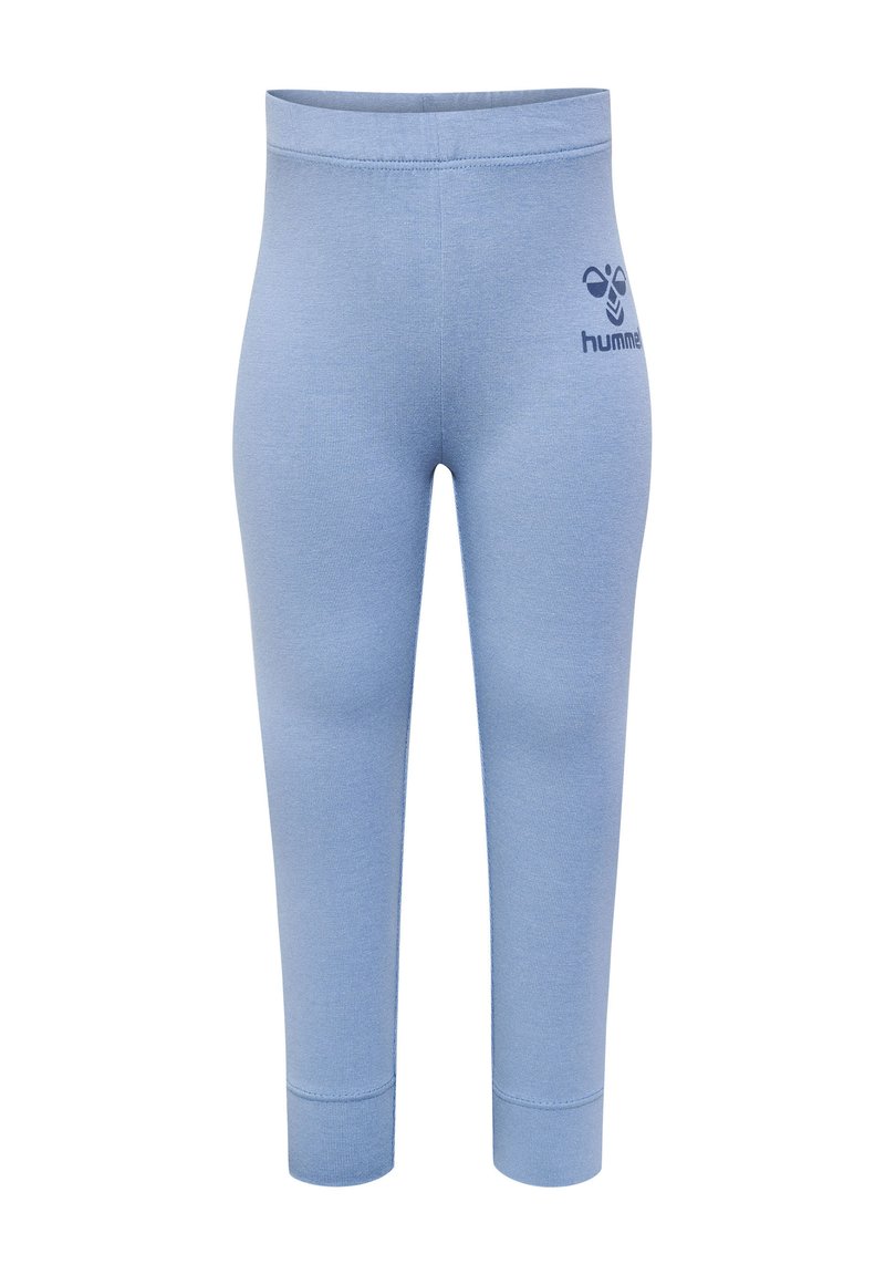 Niebieskie legginsy z bawełny o dopasowanym kroju, z elastycznym paskiem w talii i małym granatowym logo po lewej stronie.