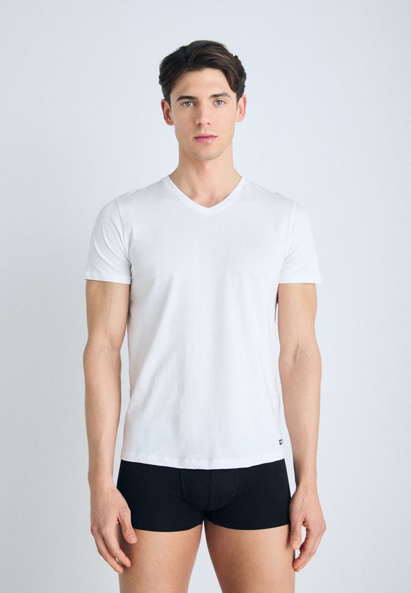 MICHAEL 3 PACK - Undershirt2