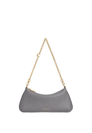 Borsa a tracolla in pelle grigia testurizzata con tracolla a catena dorata e piccolo cursore dorato sulla parte superiore.