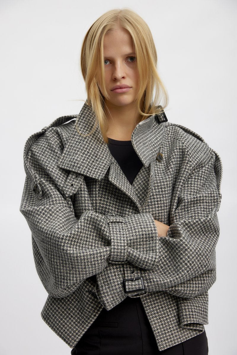 Gestuz AVIC JACKET - Ľahká bunda - black/white