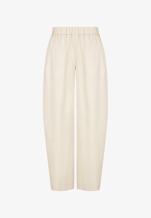 Pantaloni beige a gamba larga con elastico in vita e tasche laterali, realizzati in un tessuto liscio e non testurizzato.