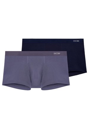 To par herre boxershorts, den ene mørkegrå foran og den anden sort bagpå, begge med "HOM" logo på linningen.