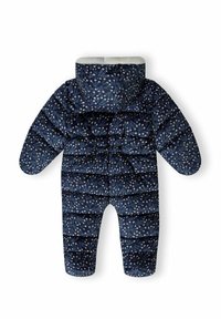 Combinaison de neige rembourrée, bleu marine, avec un motif floral rose et blanc, des poignets élastiques, une capuche et une texture matelassée pour l'isolation.
